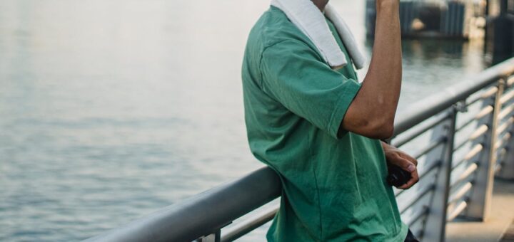 Czy picie wody wypłukuje elektrolity