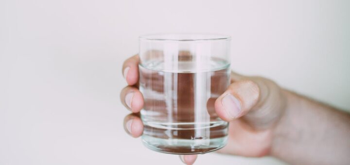 Czy woda wypłukuje magnez z organizmu