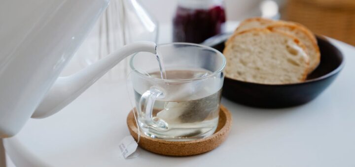 Jaka woda do parzenia herbaty