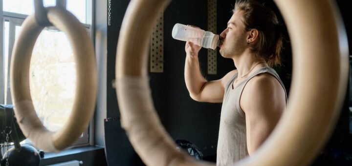 Jaka woda jest najlepsza na trening