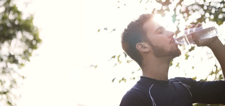 Jakie są objawy nadmiernego picia wody