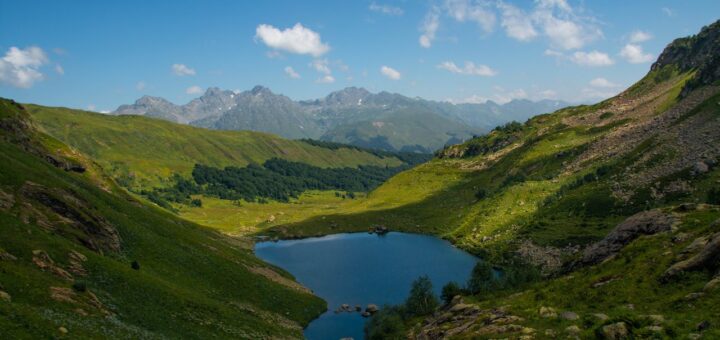 Na co działa kwaśna woda